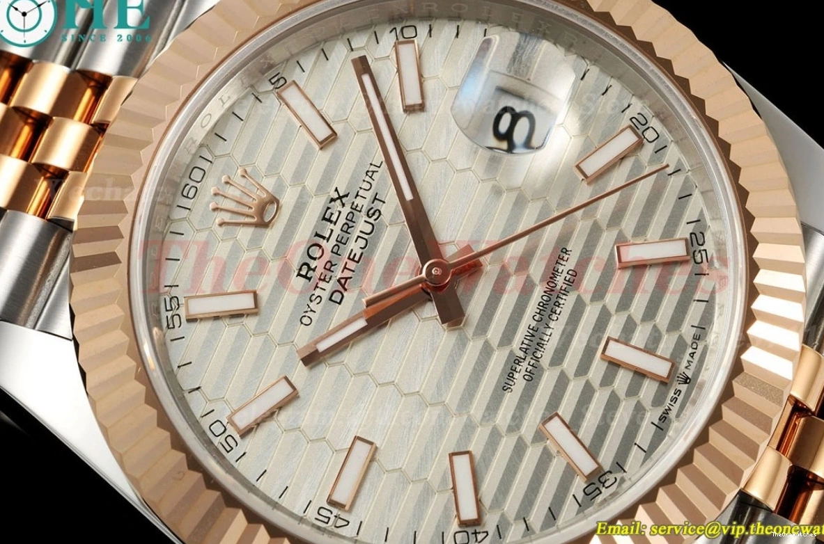 126331 A3235 Datejust Silver EWEF Textured 41mm Jub Stk SS RG 0325